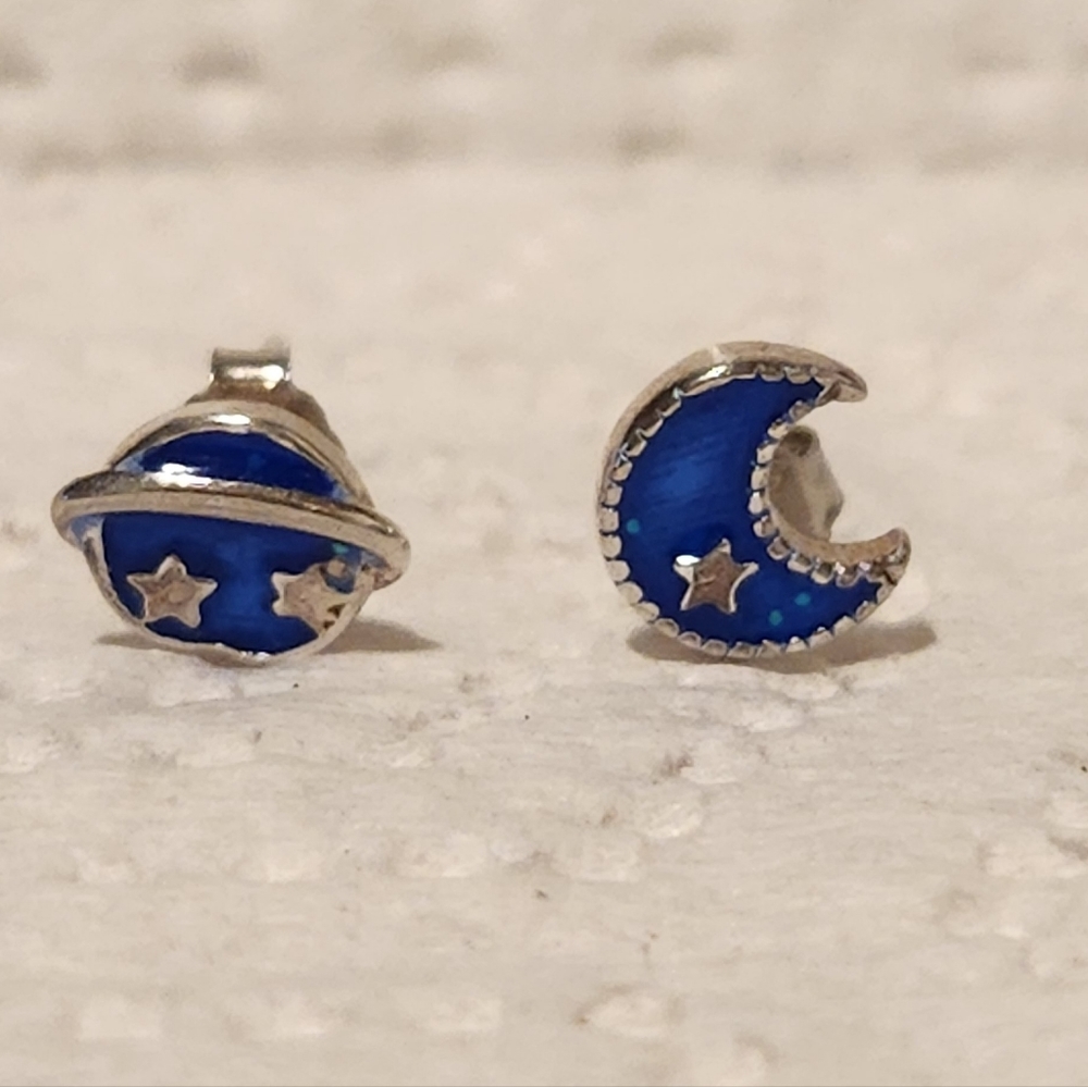 Beutiful earrings